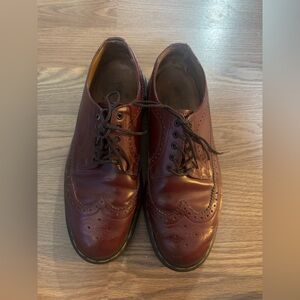 Dr. Martens Men's Burgundy Wingtip Derby Shoes